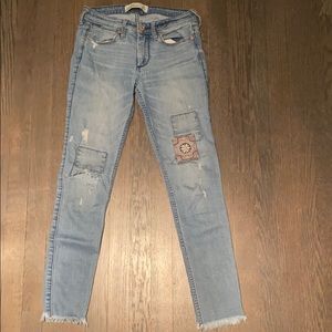 Abercrombie Skinny Blue Jeans with a cute patch